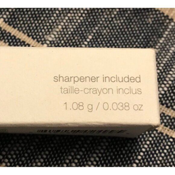 RMS Beauty Straight Line Kohl Eye Pencil HD Black With Sharpener 1.08g/.038oz - Picture 3 of 8